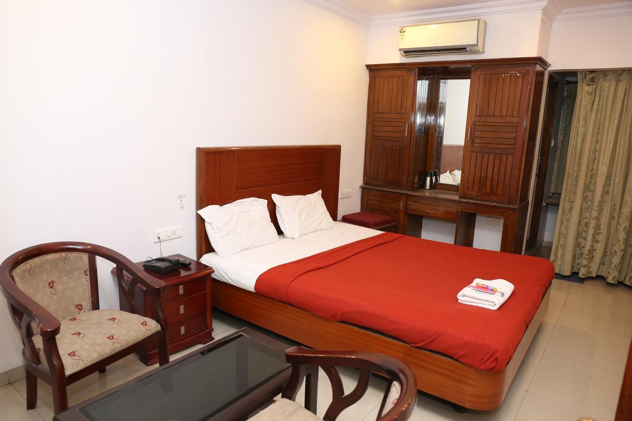 Hotel Chandra'S Visakhapatnam Ngoại thất bức ảnh