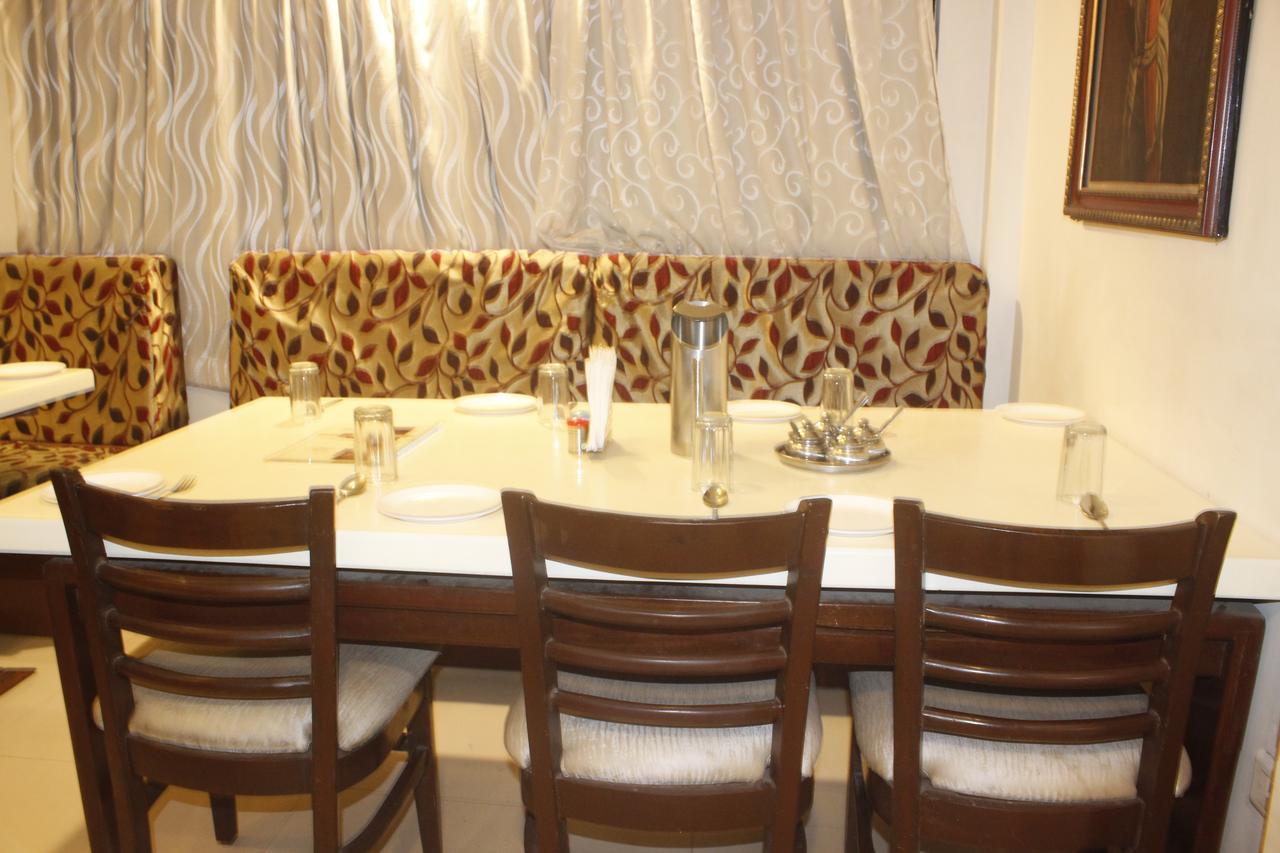 Hotel Chandra'S Visakhapatnam Ngoại thất bức ảnh