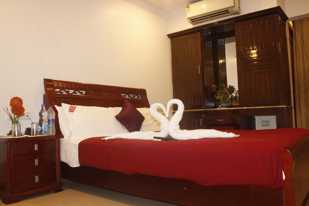 Hotel Chandra'S Visakhapatnam Ngoại thất bức ảnh
