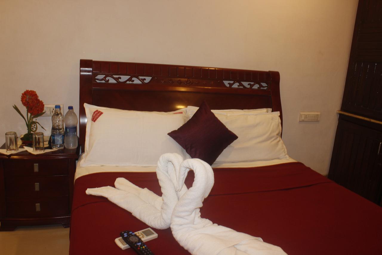 Hotel Chandra'S Visakhapatnam Ngoại thất bức ảnh